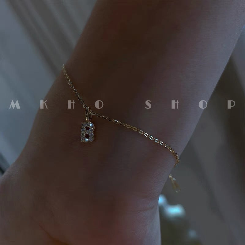 THE MINI NAME BRACELET