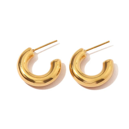 THE ESSENTIAL HUGGIE HOOP EARRINGS